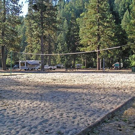 Hotel Yosemite Lakes Bunkhouse Cabin 27 Harden Flat Exterior foto