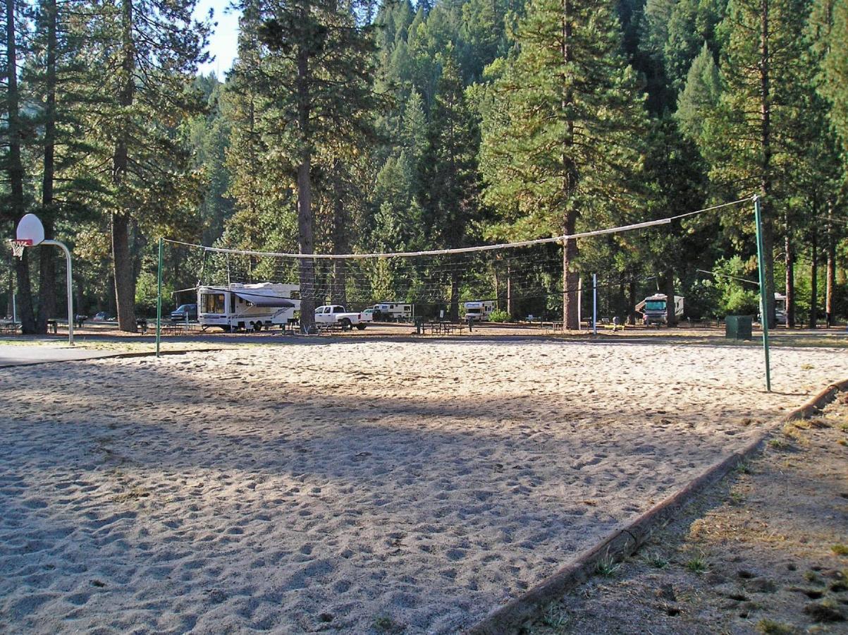 Hotel Yosemite Lakes Bunkhouse Cabin 27 Harden Flat Exterior foto